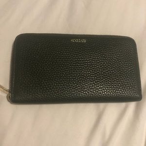 Aritzia Auxiliary Wallet